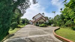 Cluny Road (D10), Detached #566674111